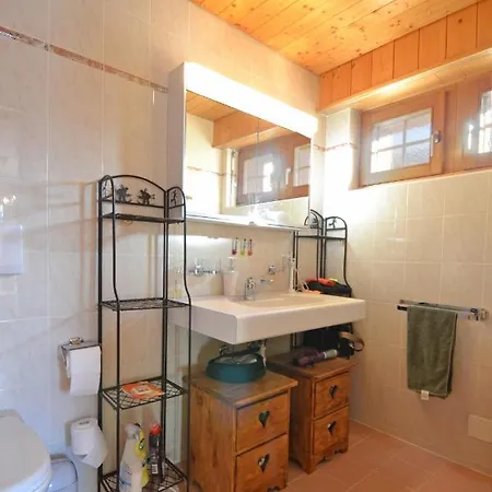 アパート Snowbird 214